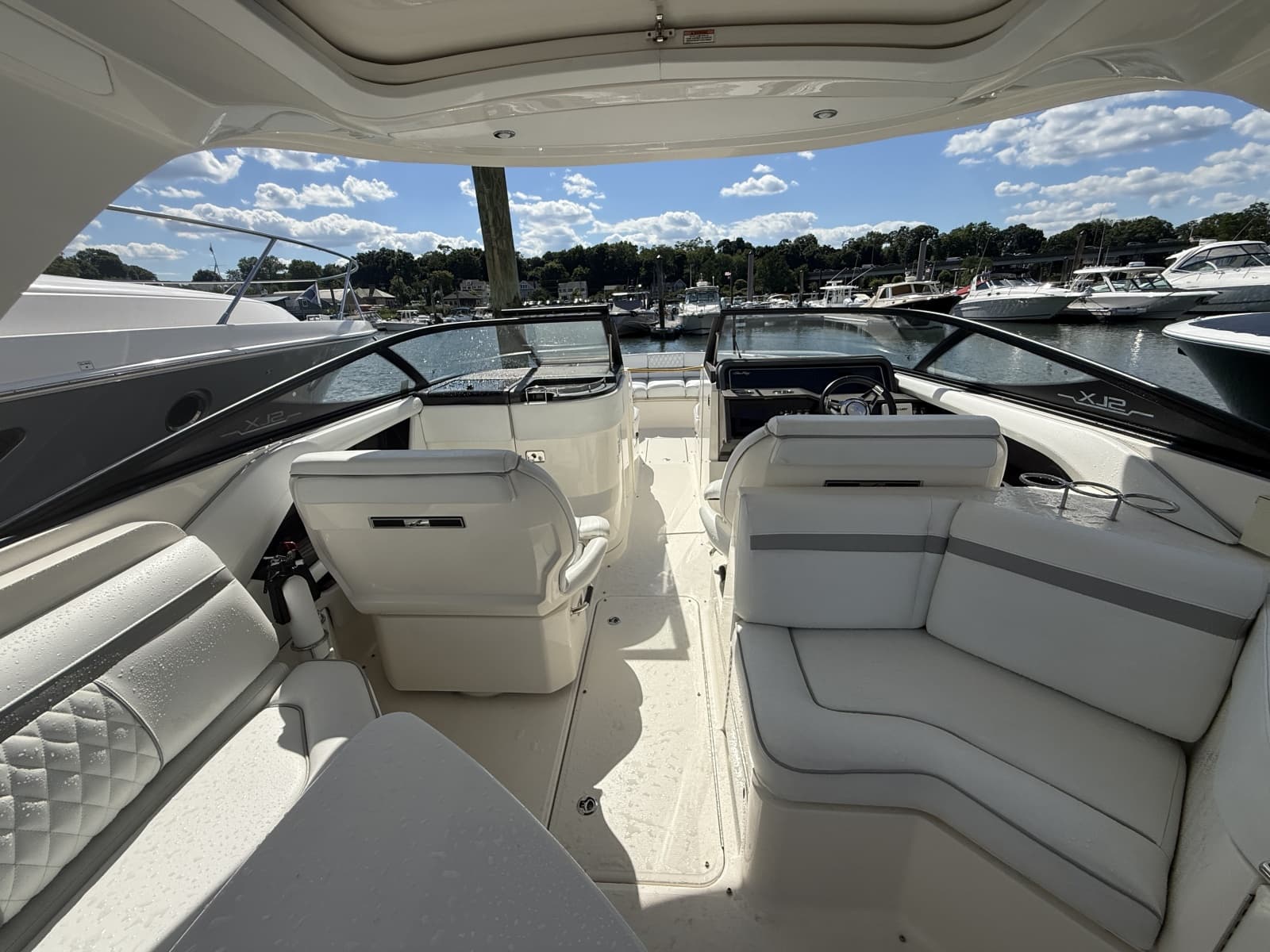 2016 Sea Ray 310 SLX - Photo 7