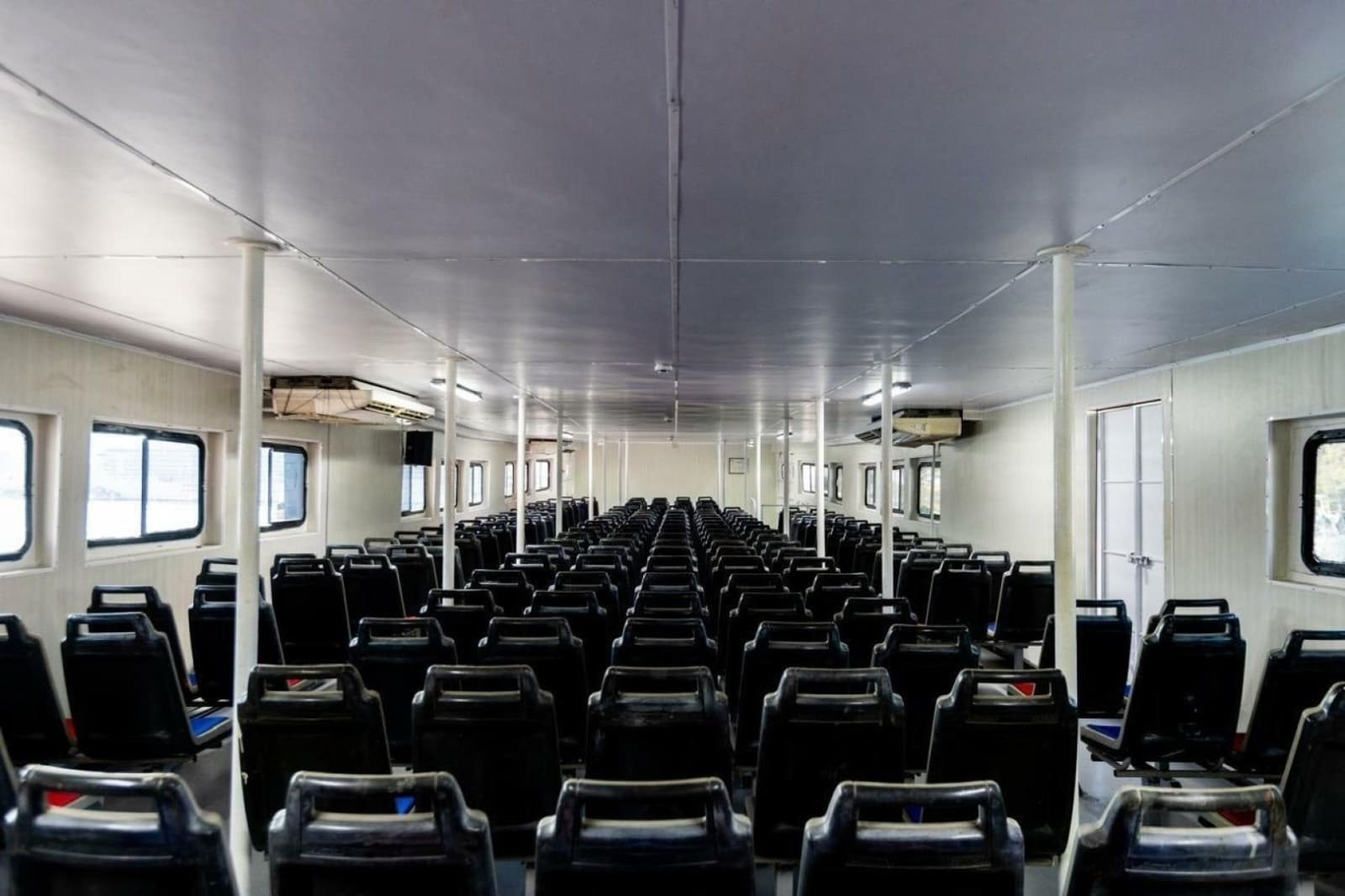 1983 Custom PASSENGER FERRY - Photo 10