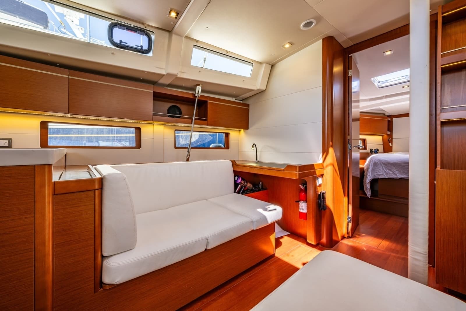 2019 Beneteau Oceanis 46.1 - Photo 11