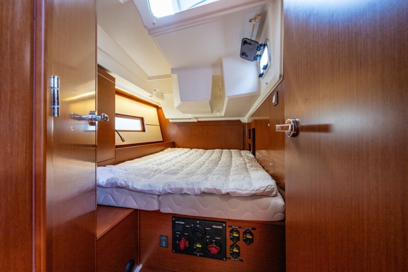 2019 Beneteau Oceanis 46.1 - Photo 14