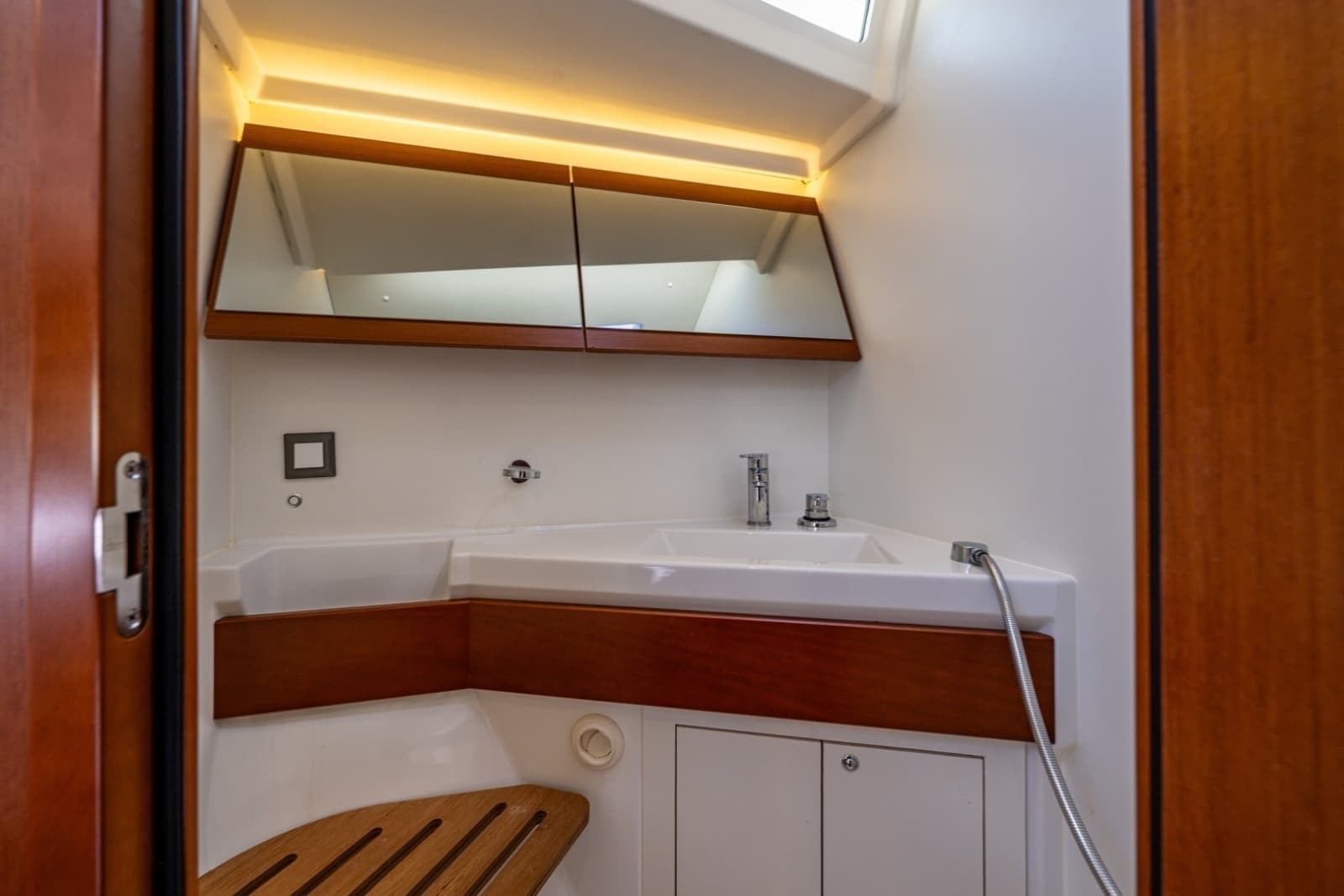 2019 Beneteau Oceanis 46.1 - Photo 22