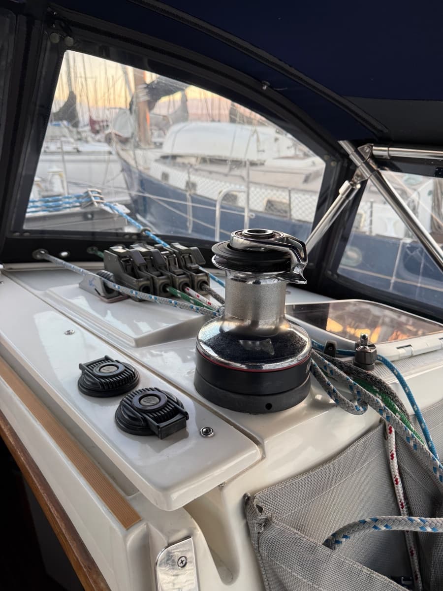 2001 Catalina 42 MkII - Photo 19