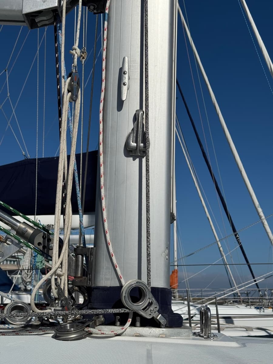2001 Catalina 42 MkII - Photo 13