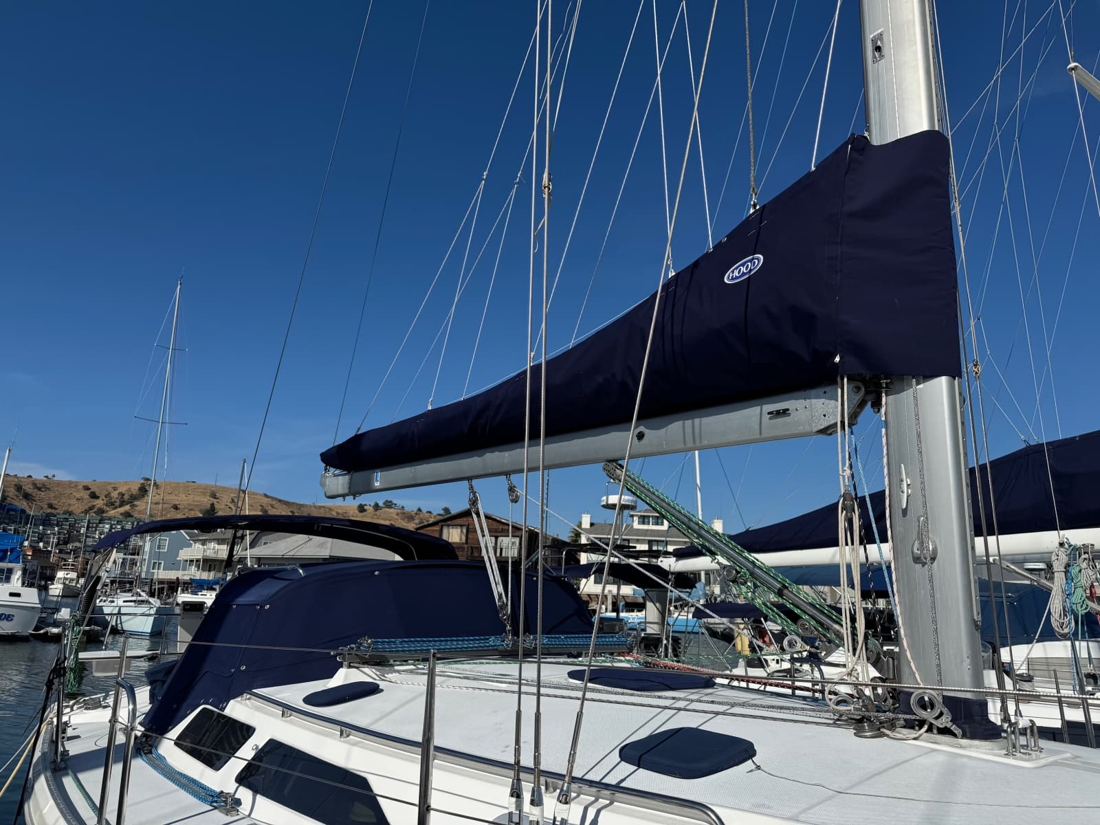 2001 Catalina 42 MkII - Photo 12