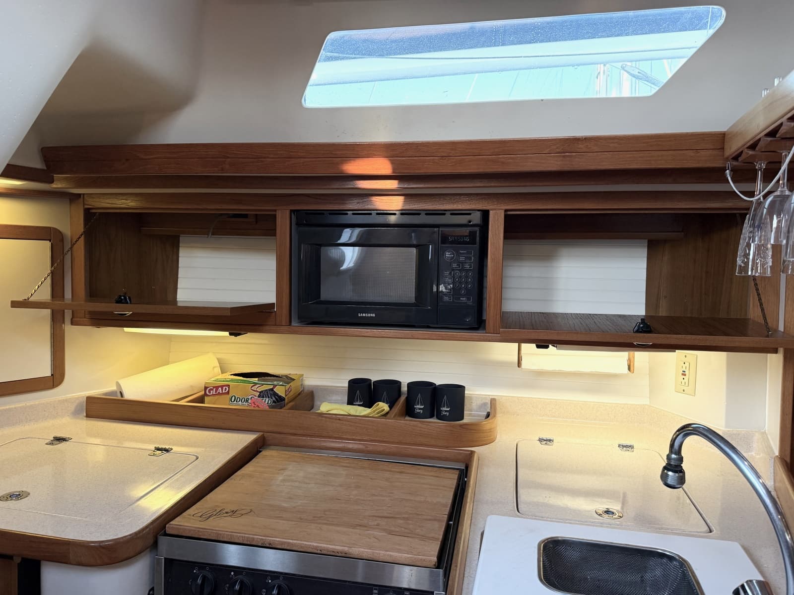2001 Catalina 42 MkII - Photo 28