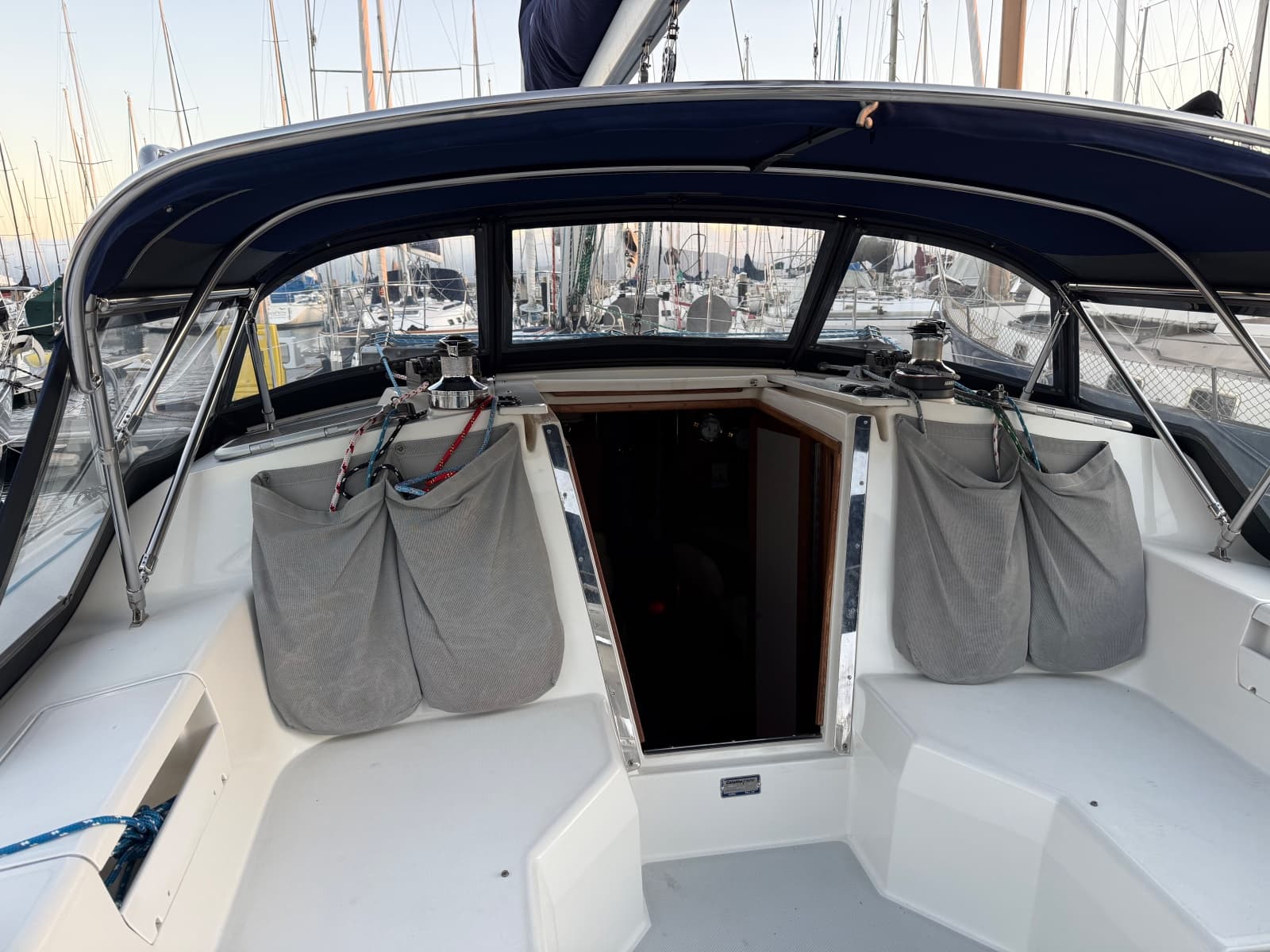 2001 Catalina 42 MkII - Photo 21