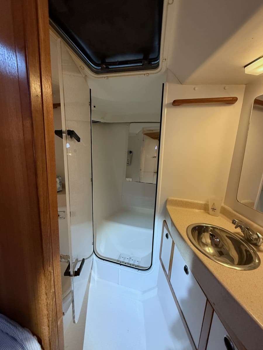 2001 Catalina 42 MkII - Photo 39