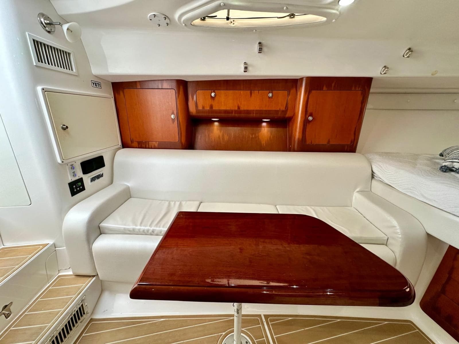 2006 Intrepid  - Photo 26