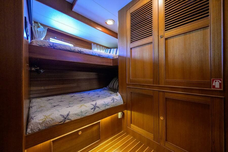 2011 Marlow 97 Explorer - Photo 34