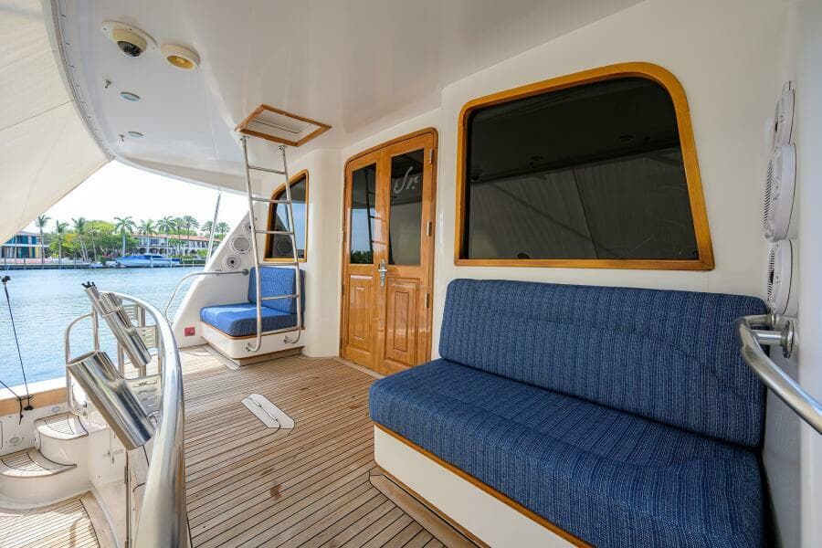 2004 Sea Force IX 82 Enclosed Bridge - Photo 17