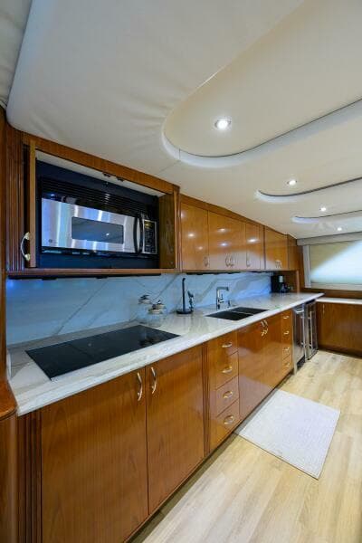 2004 Sea Force IX 82 Enclosed Bridge - Photo 26