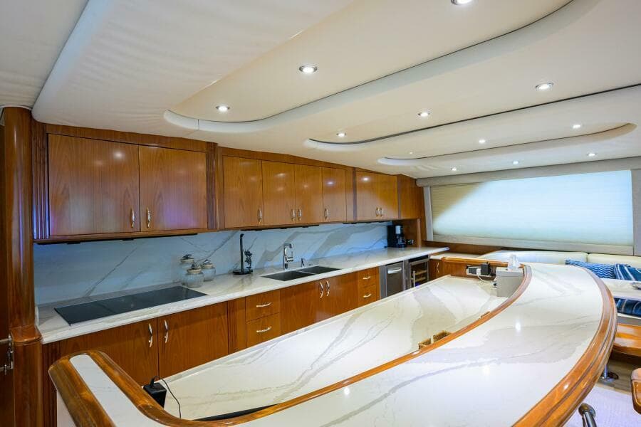 2004 Sea Force IX 82 Enclosed Bridge - Photo 25