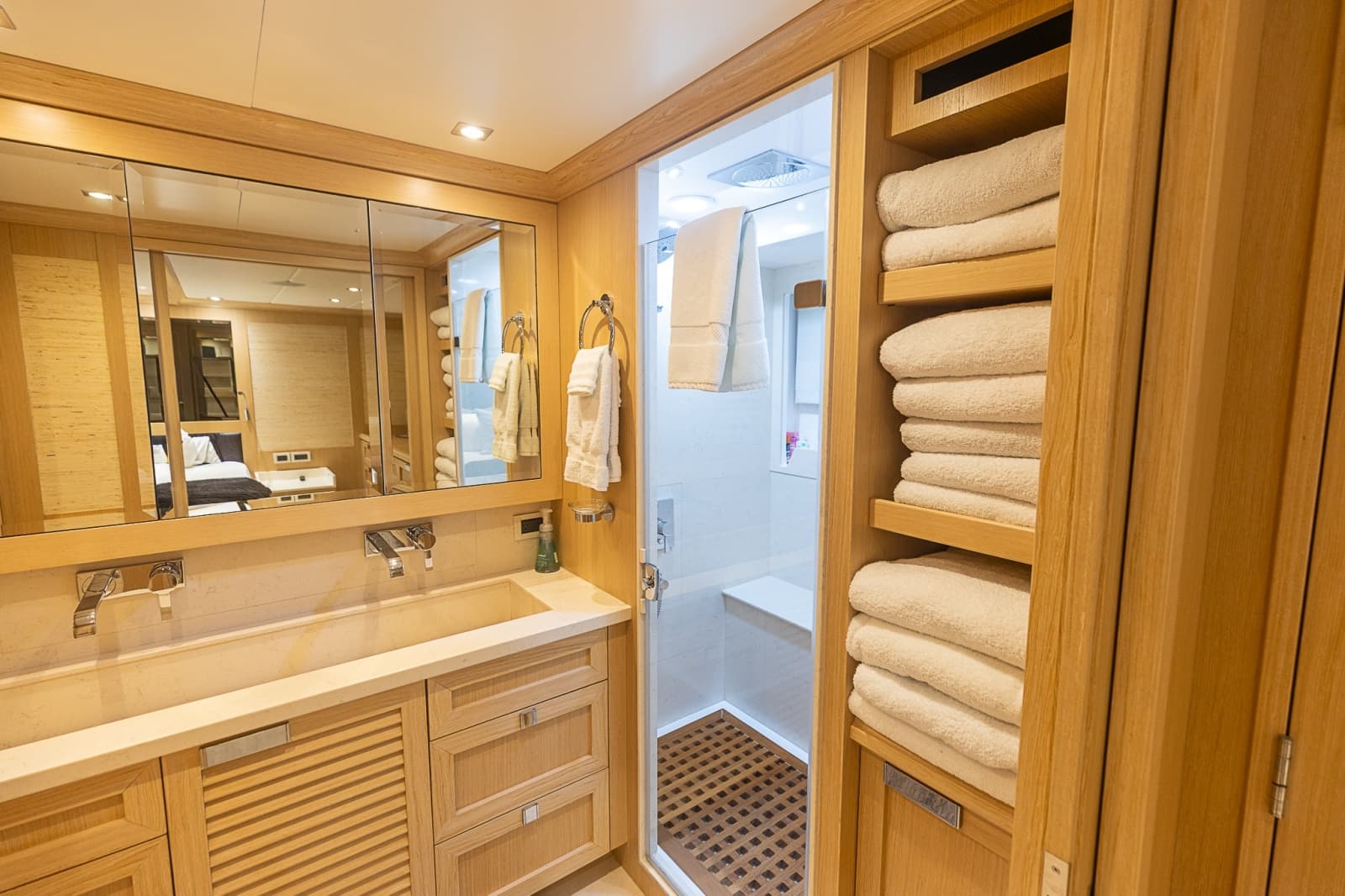 2015 Paragon 92 - Photo 25
