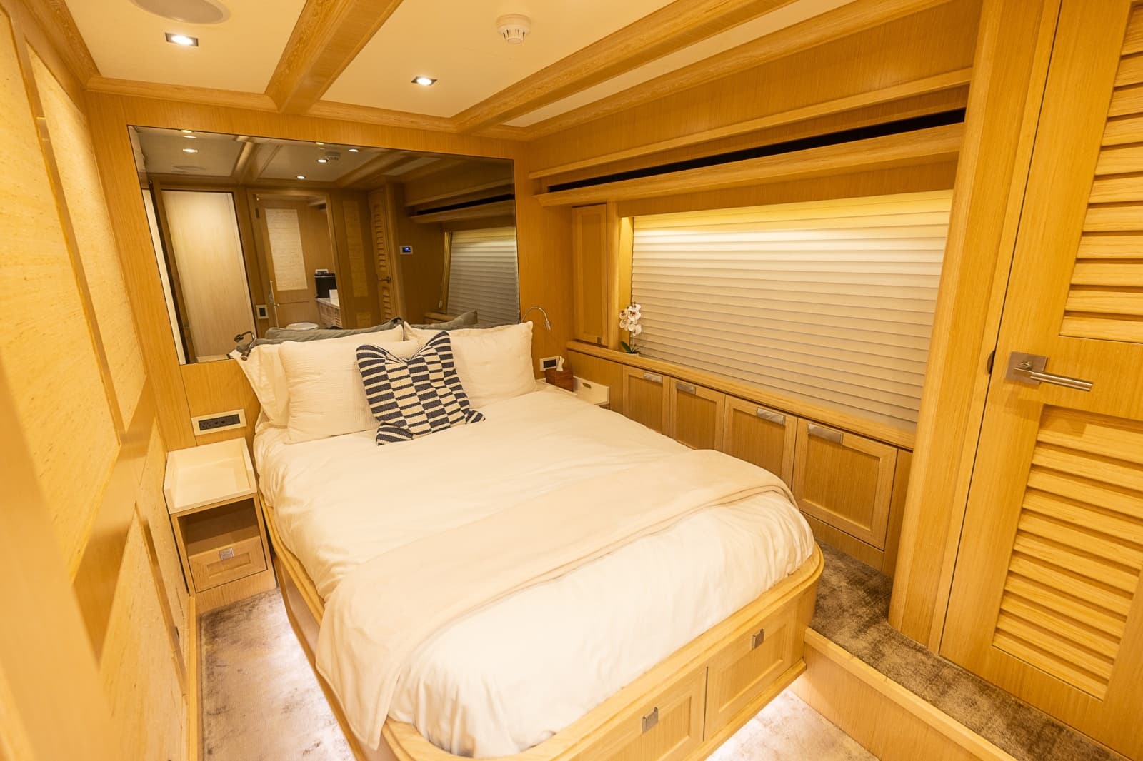 2015 Paragon 92 - Photo 32