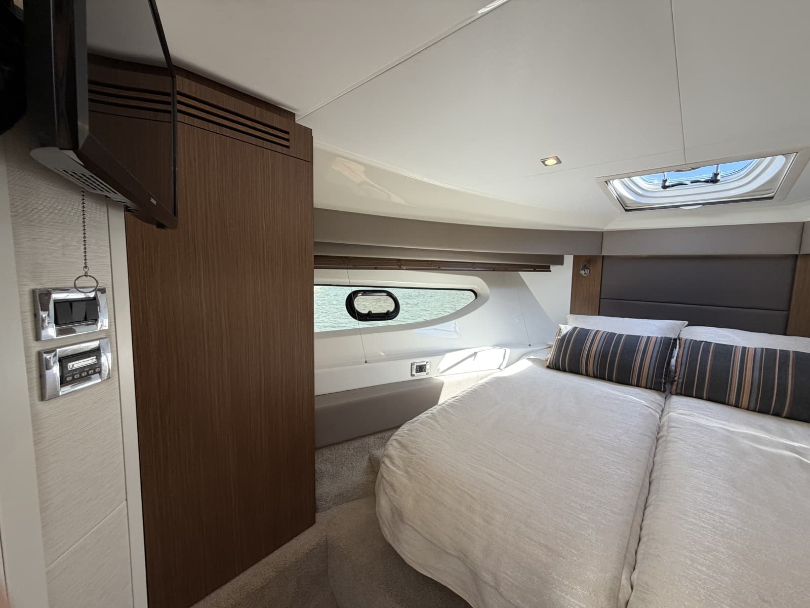 2017 Sea Ray 460 Sundancer - Photo 23