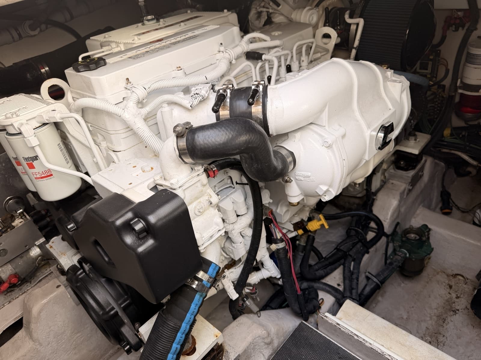 2017 Sea Ray 460 Sundancer - Photo 42