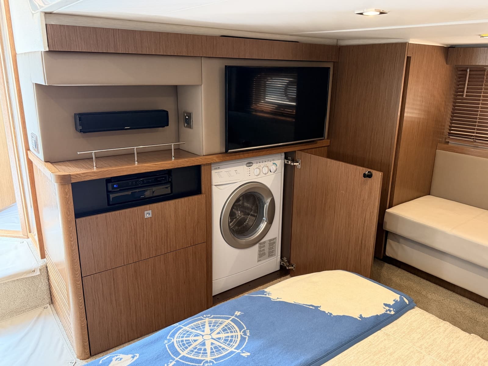 2017 Sea Ray 460 Sundancer - Photo 19