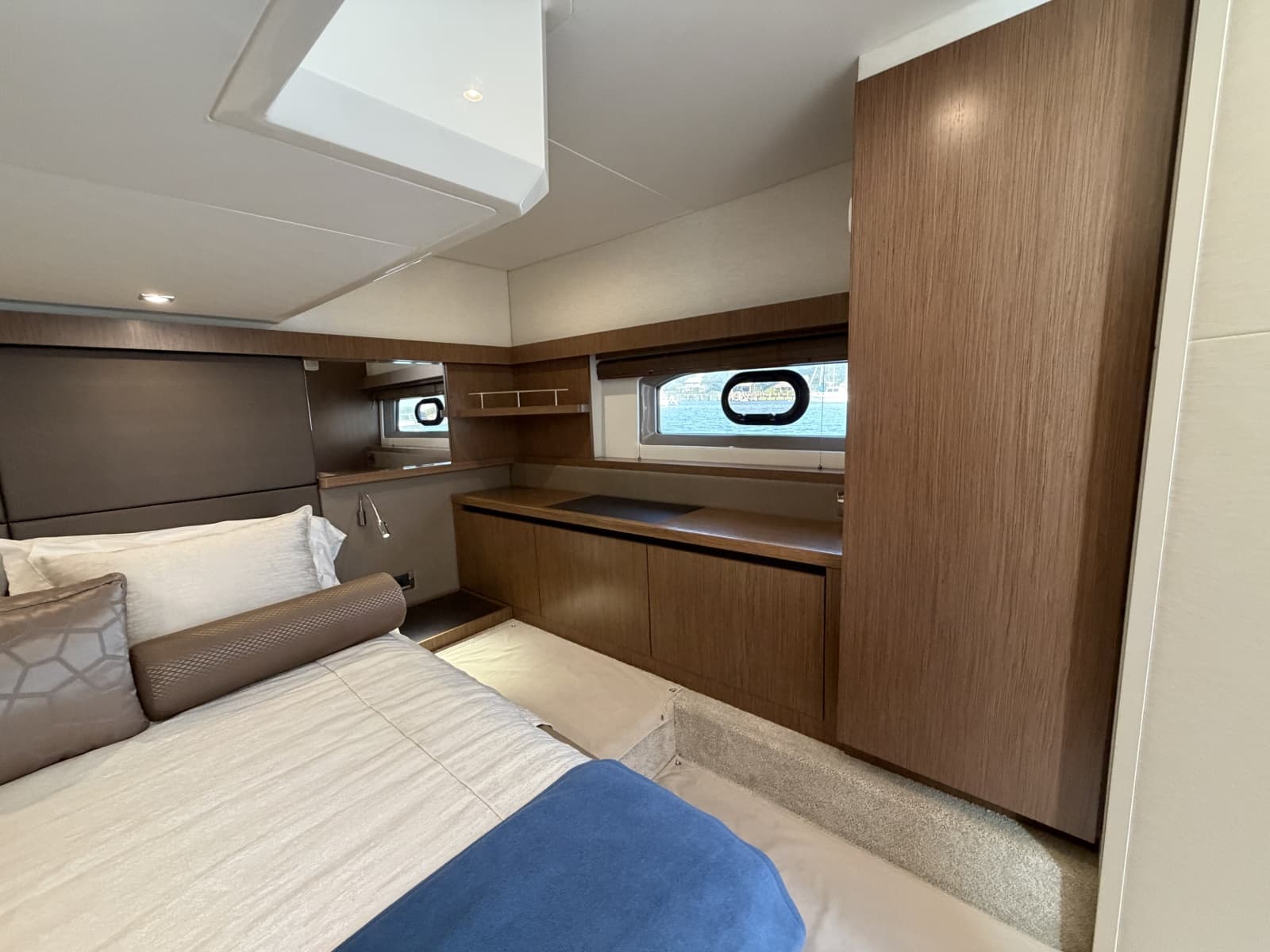 2017 Sea Ray 460 Sundancer - Photo 20