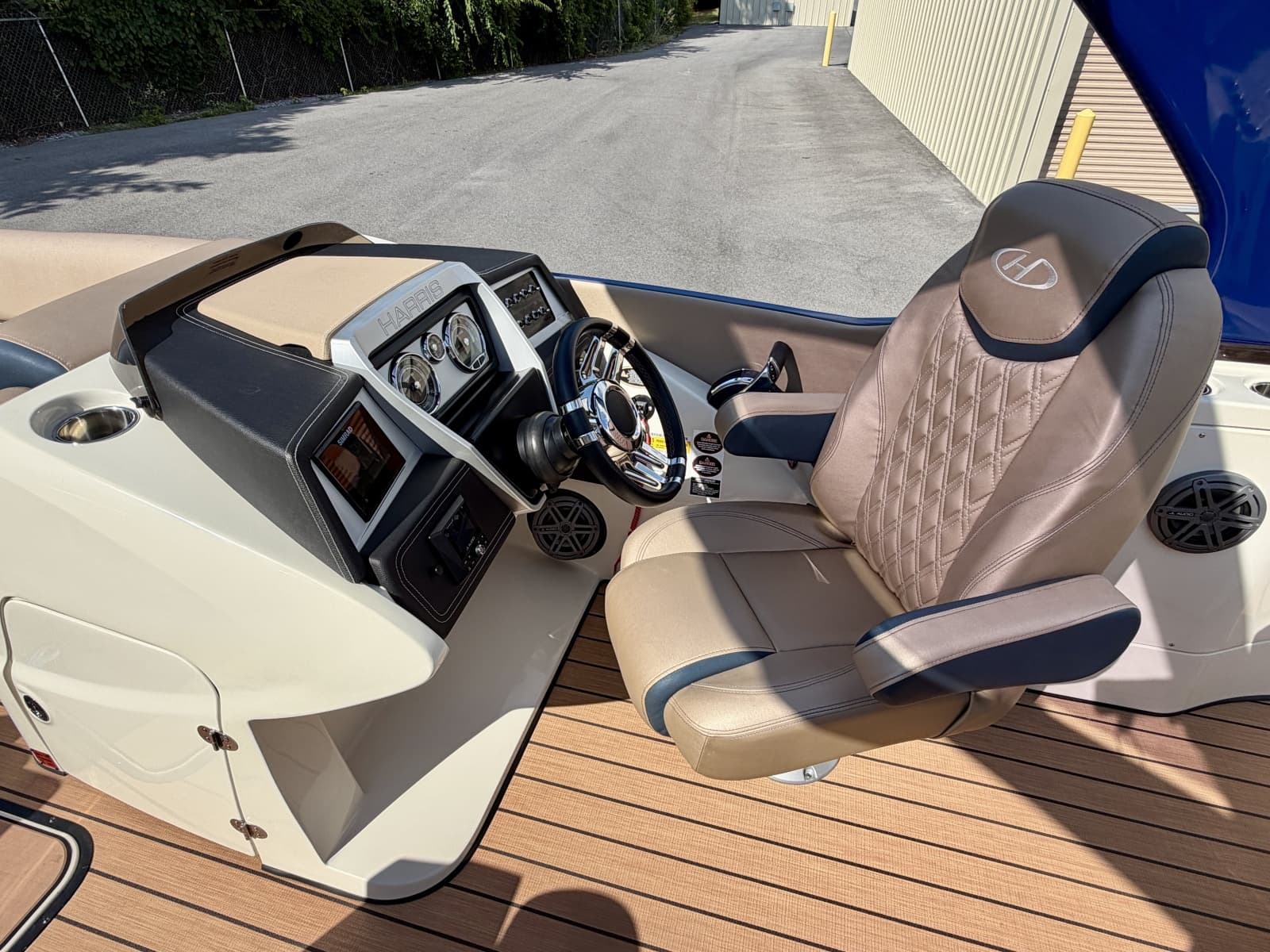 2019 Harris Crowne 250 SL Tritoon - Photo 50