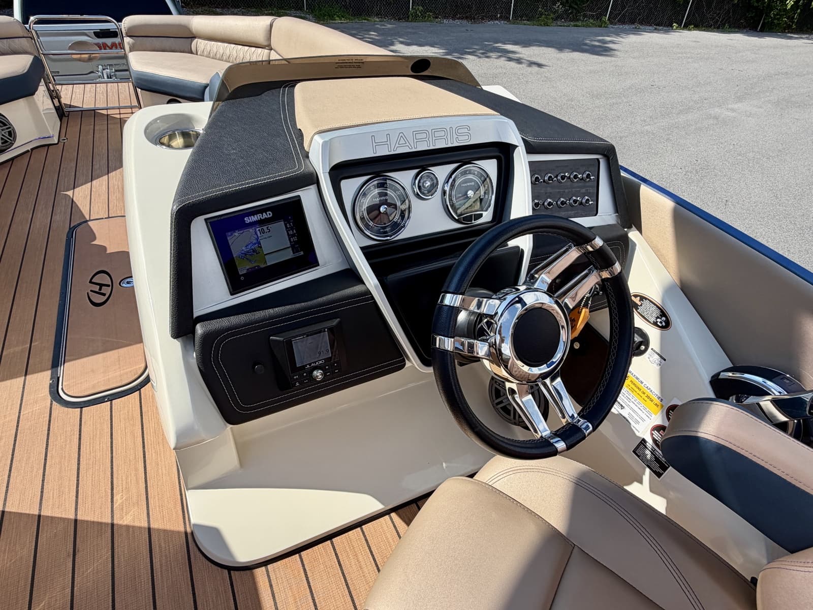 2019 Harris Crowne 250 SL Tritoon - Photo 52