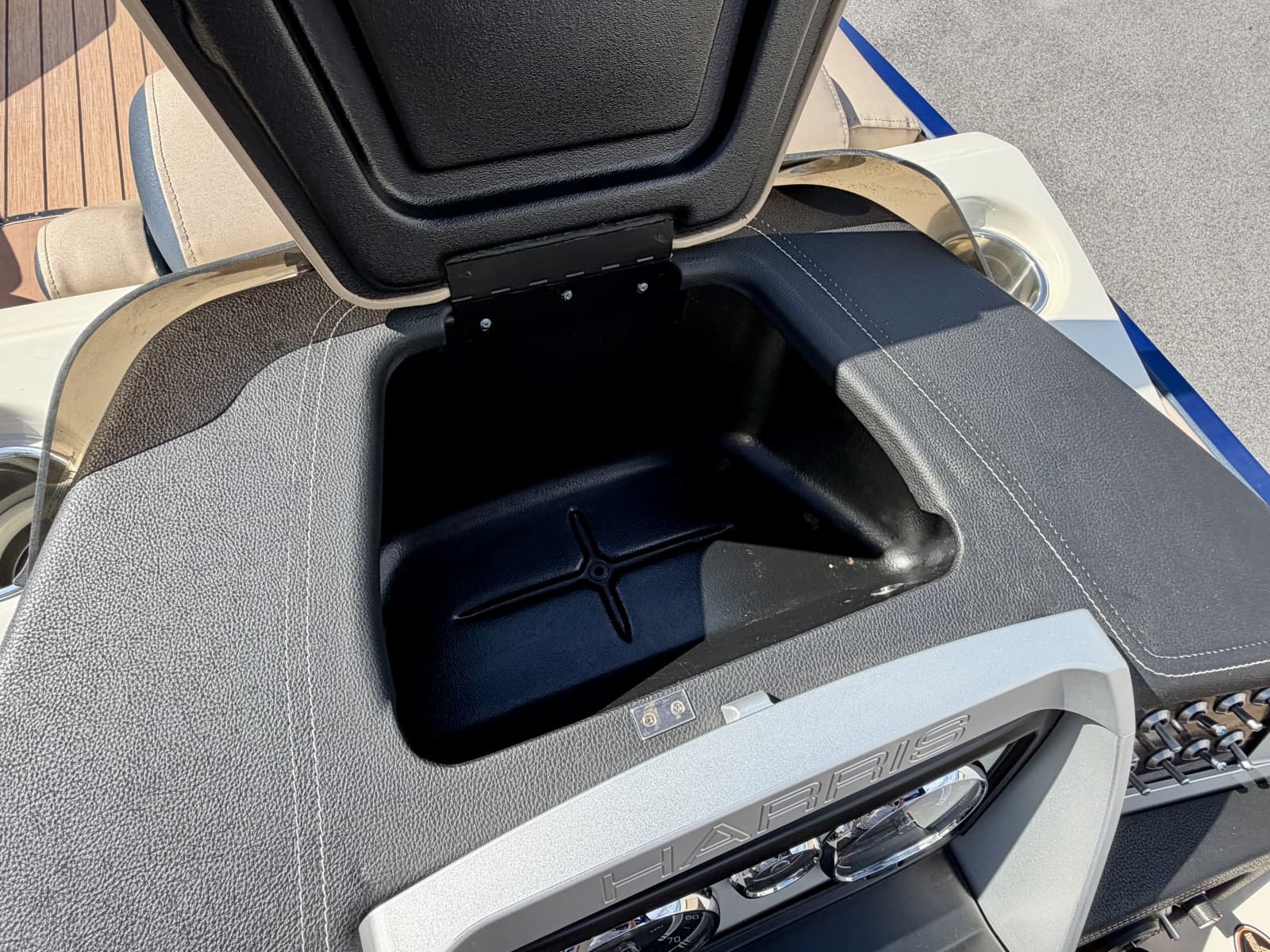 2019 Harris Crowne 250 SL Tritoon - Photo 66