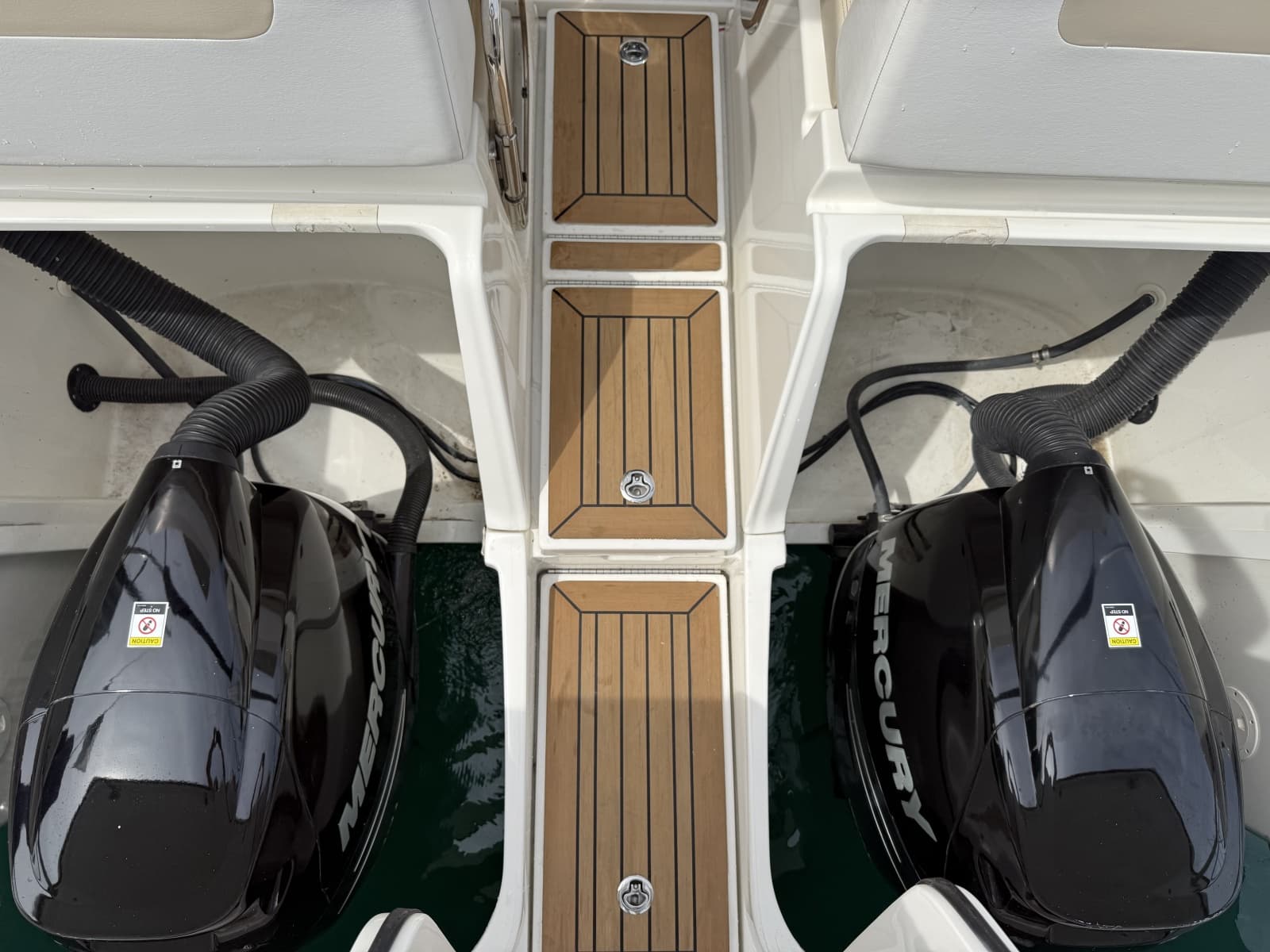 2013 Sea Ray 370 Venture - Photo 27
