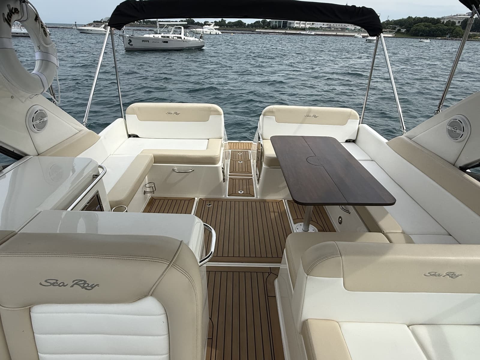 2013 Sea Ray 370 Venture - Photo 16