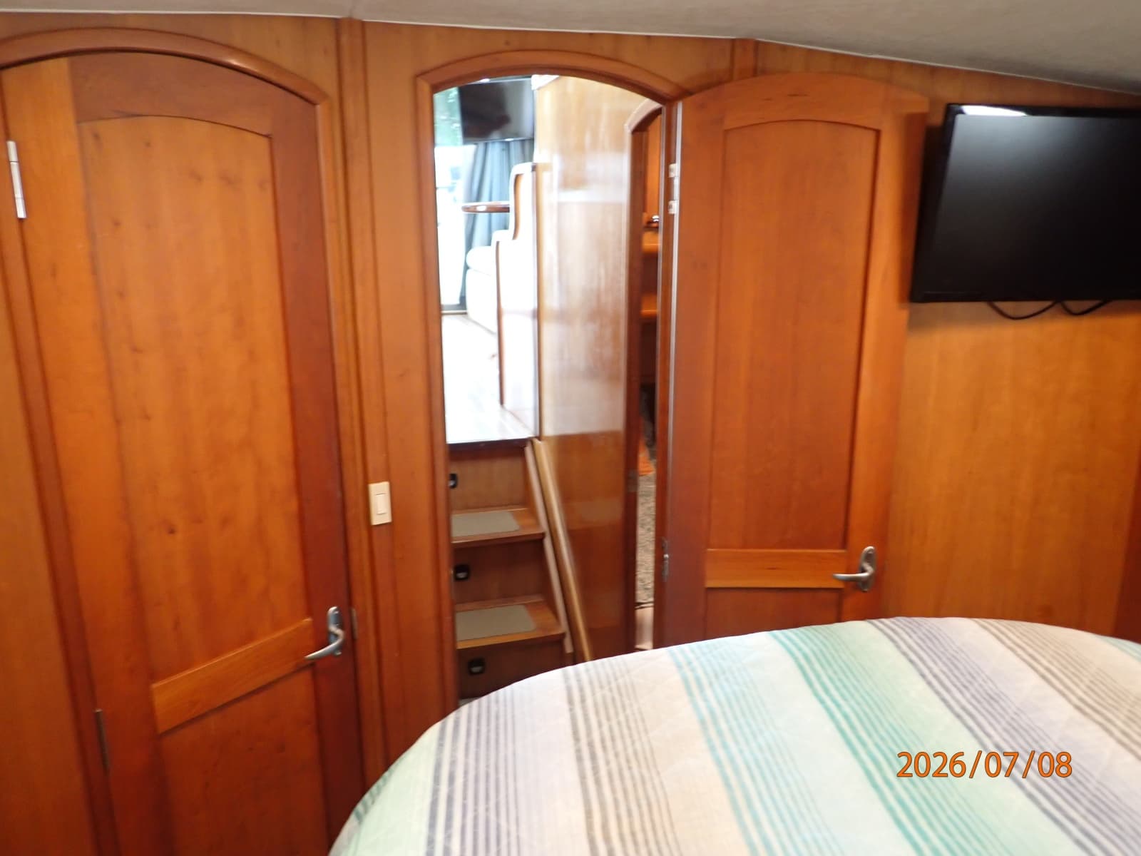 2004 Mainship 400 - Photo 71