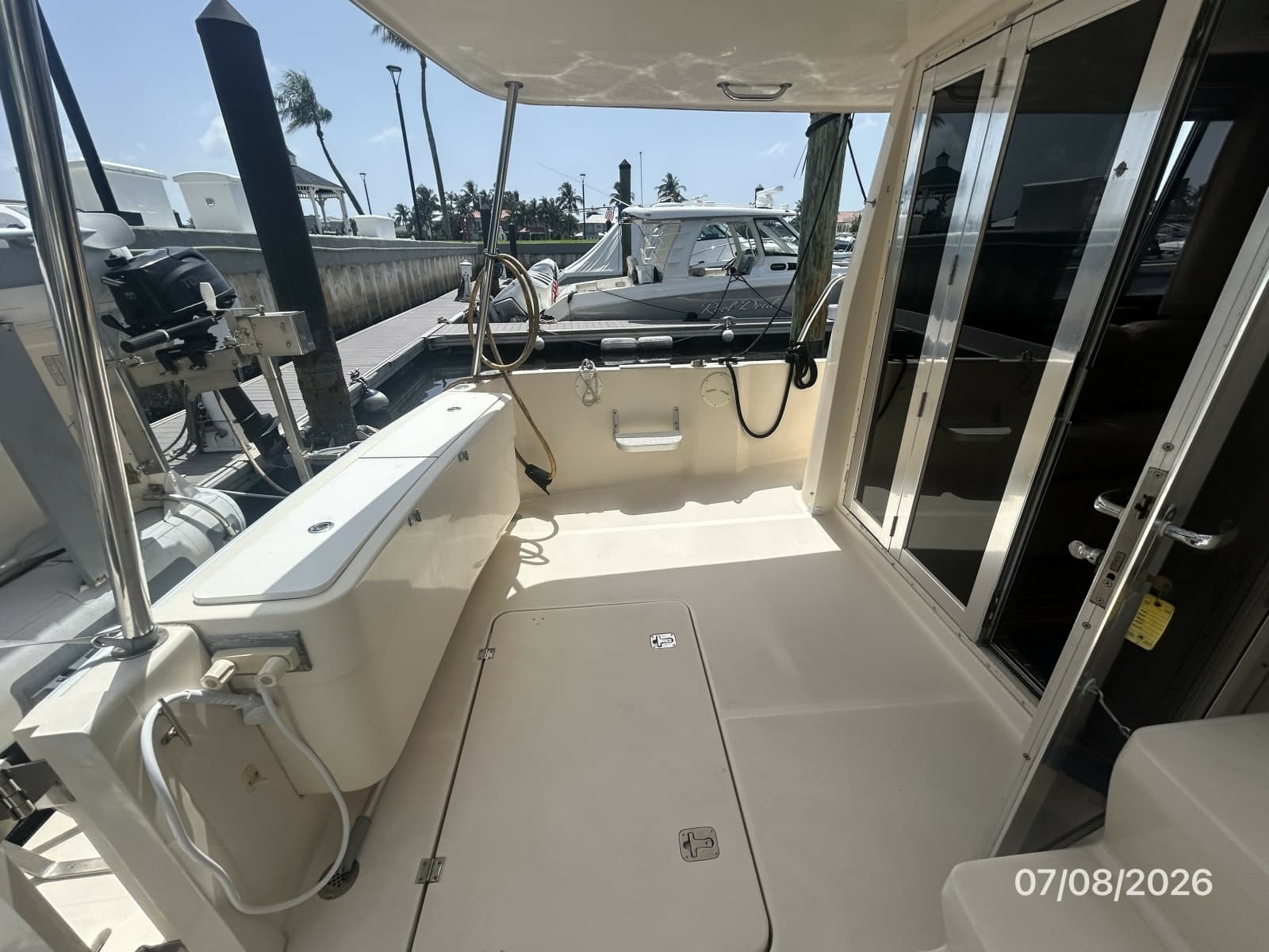 2004 Mainship 400 - Photo 40