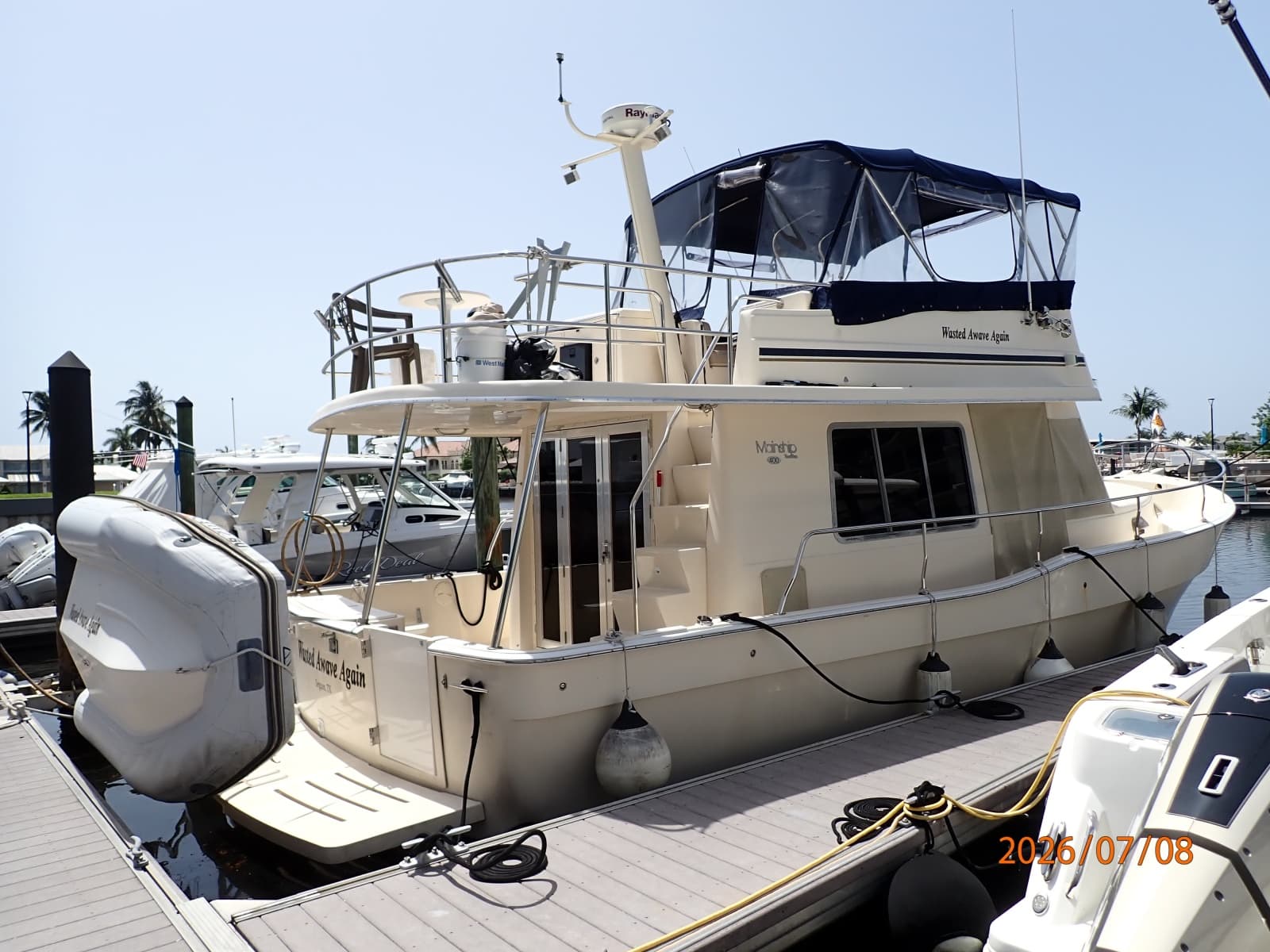 2004 Mainship 400 - Photo 4