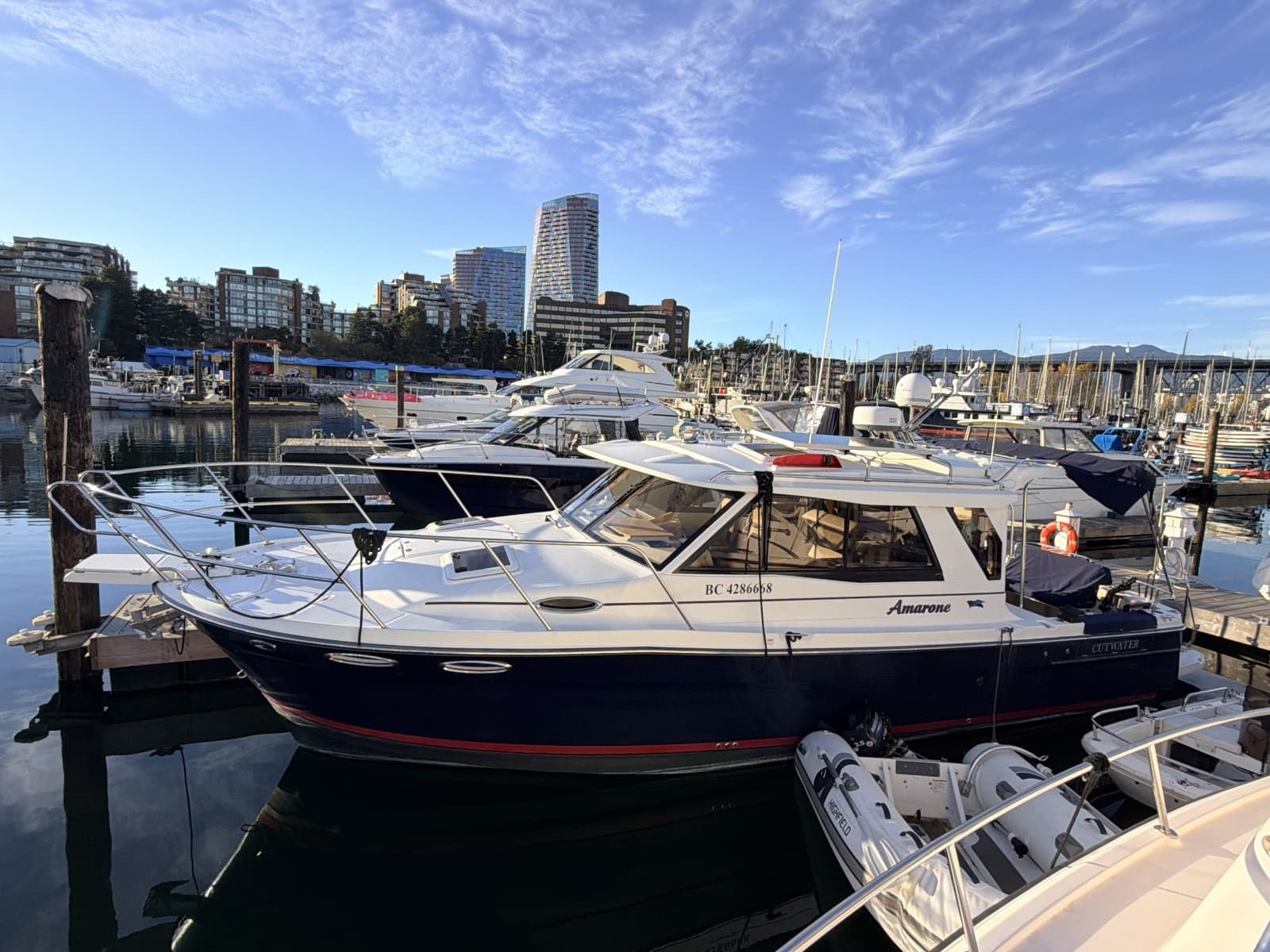 2014 Cutwater C-30 Sedan - Photo 3