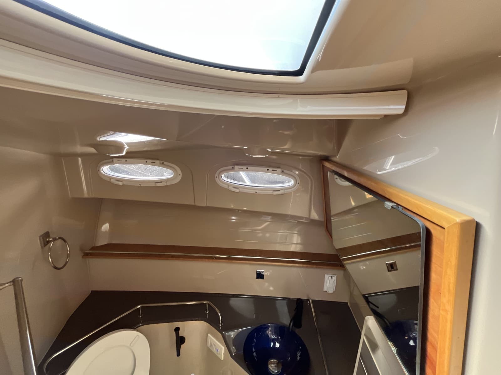2014 Cutwater C-30 Sedan - Photo 30