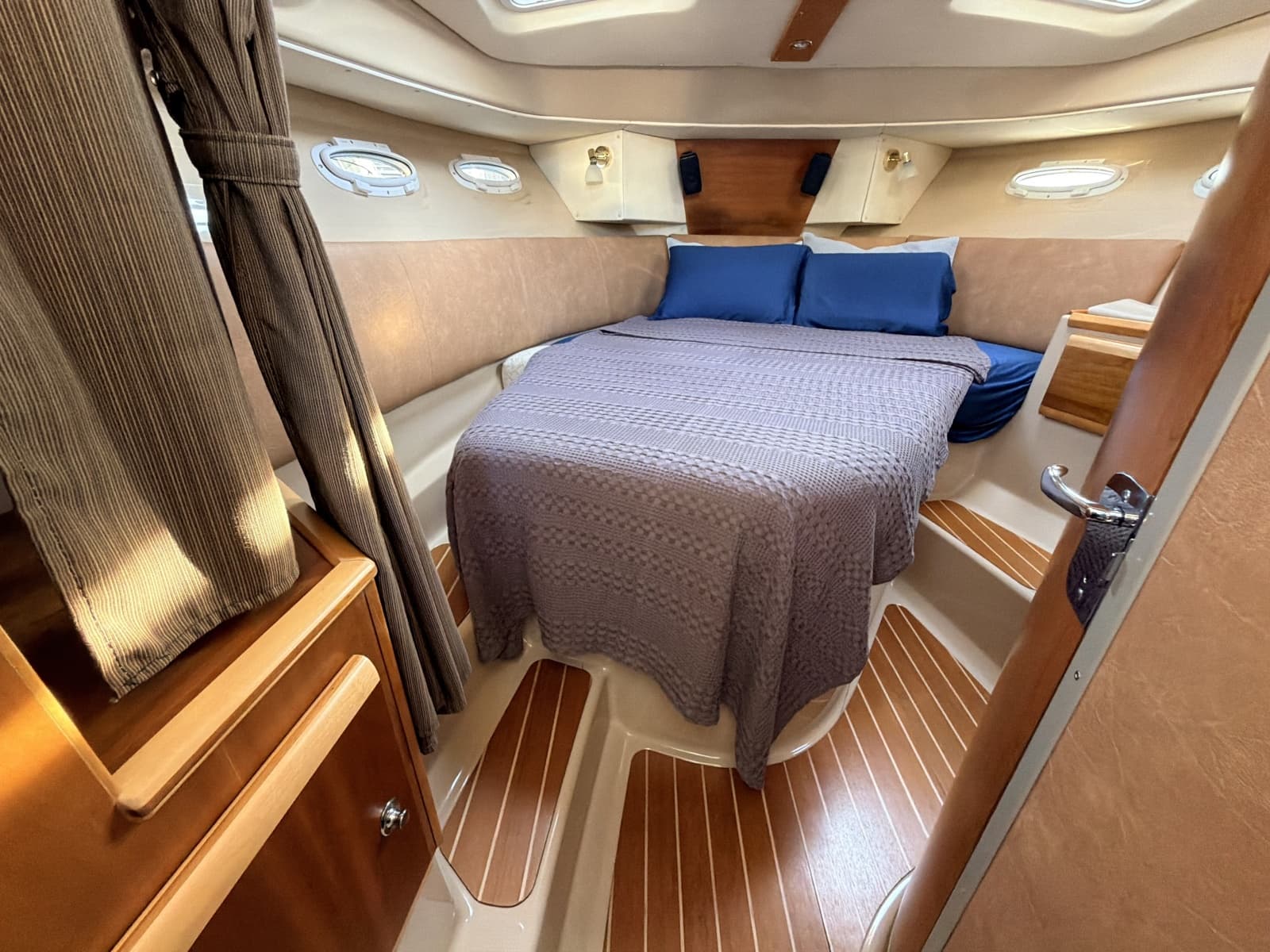 2014 Cutwater C-30 Sedan - Photo 44