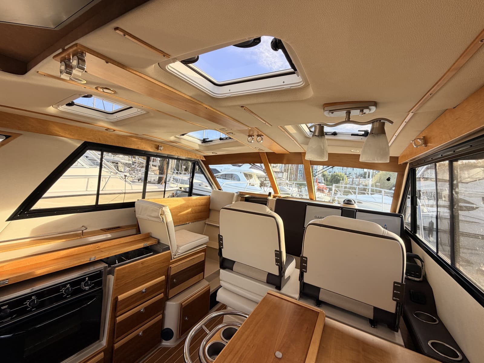 2014 Cutwater C-30 Sedan - Photo 27