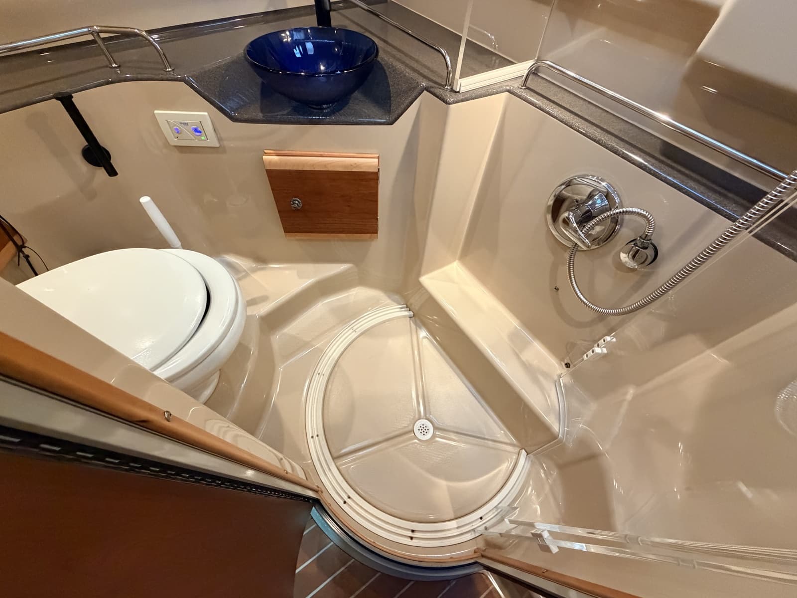 2014 Cutwater C-30 Sedan - Photo 53