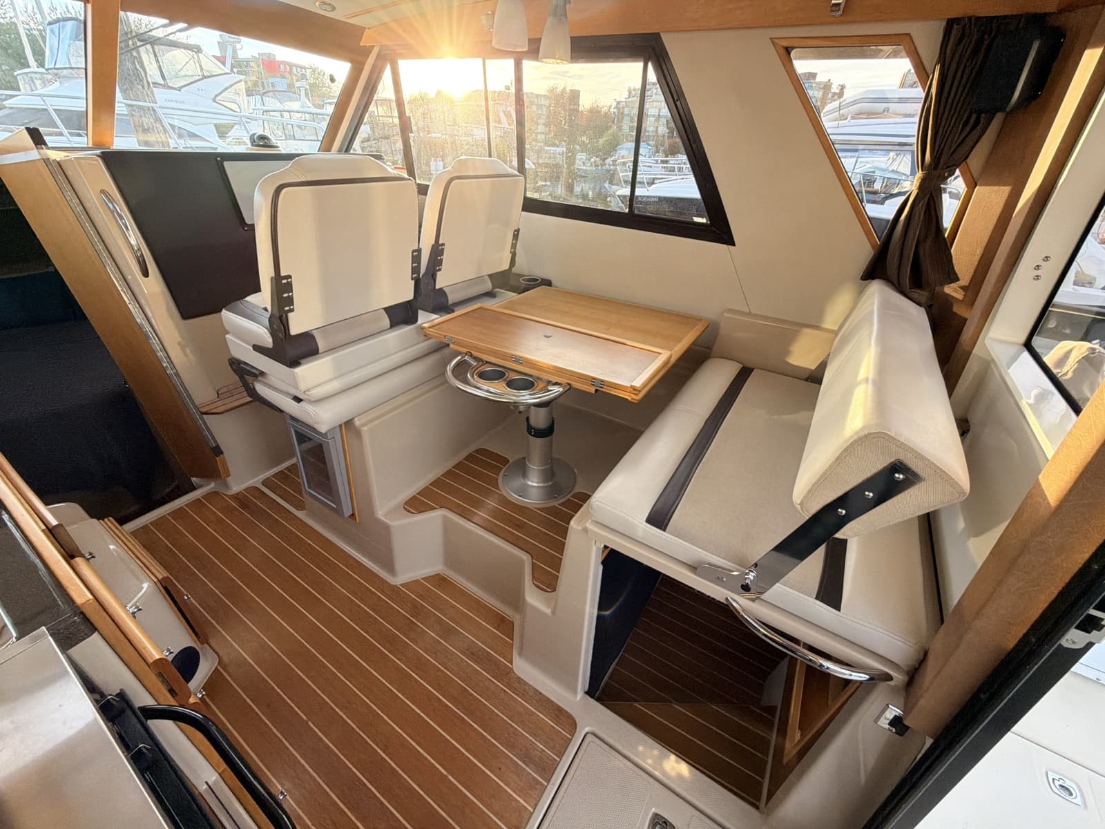 2014 Cutwater C-30 Sedan - Photo 41
