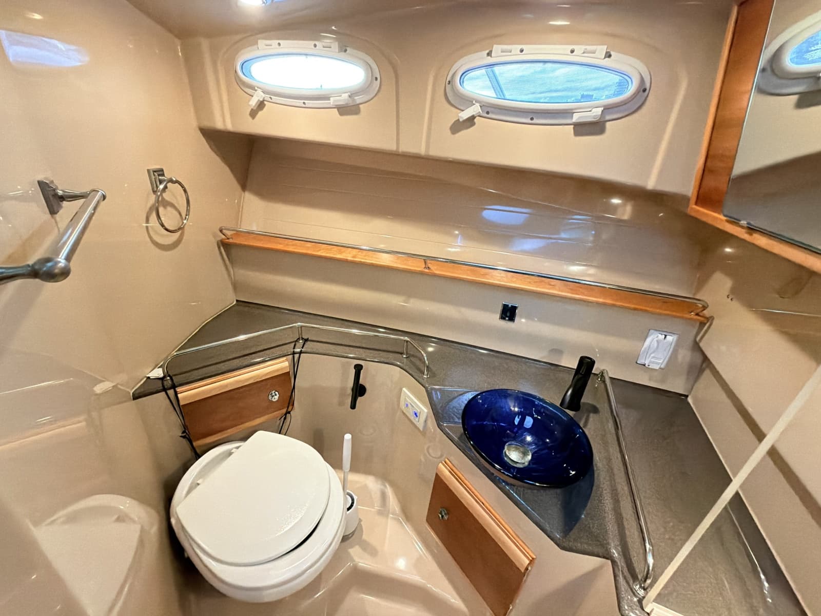 2014 Cutwater C-30 Sedan - Photo 57