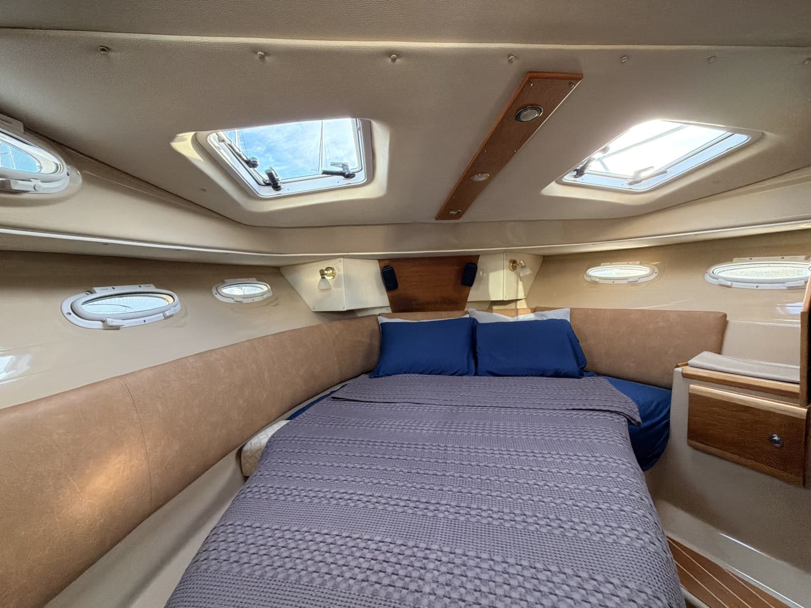 2014 Cutwater C-30 Sedan - Photo 46