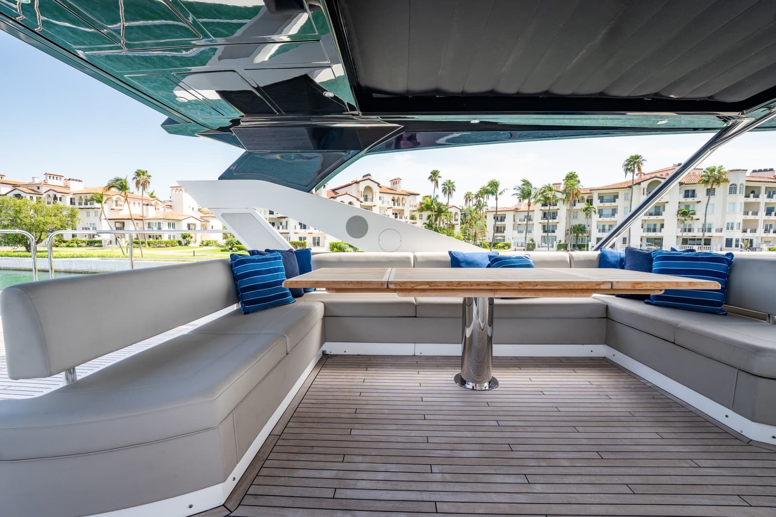2025 Sunseeker 76 Yacht - Photo 36