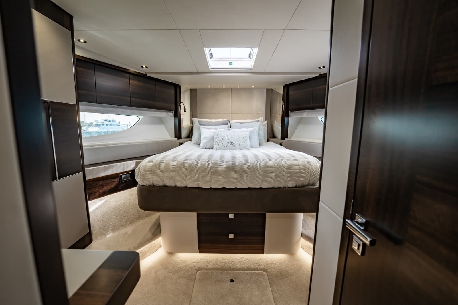 2025 Sunseeker 76 Yacht - Photo 76