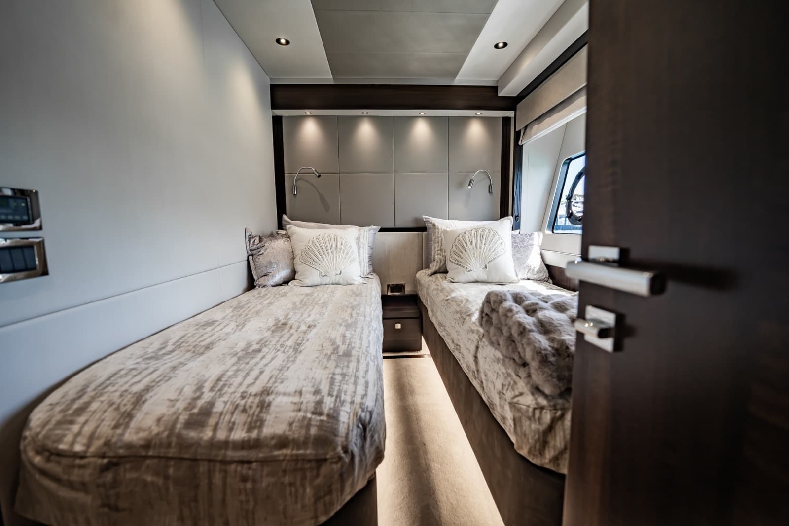 2025 Sunseeker 76 Yacht - Photo 96