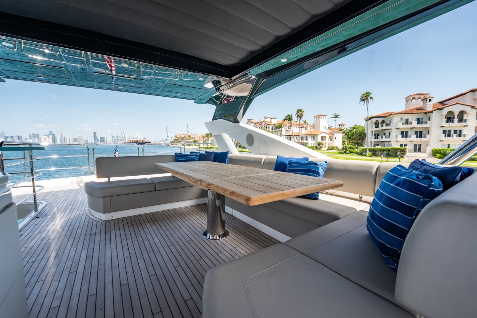 2025 Sunseeker 76 Yacht - Photo 37