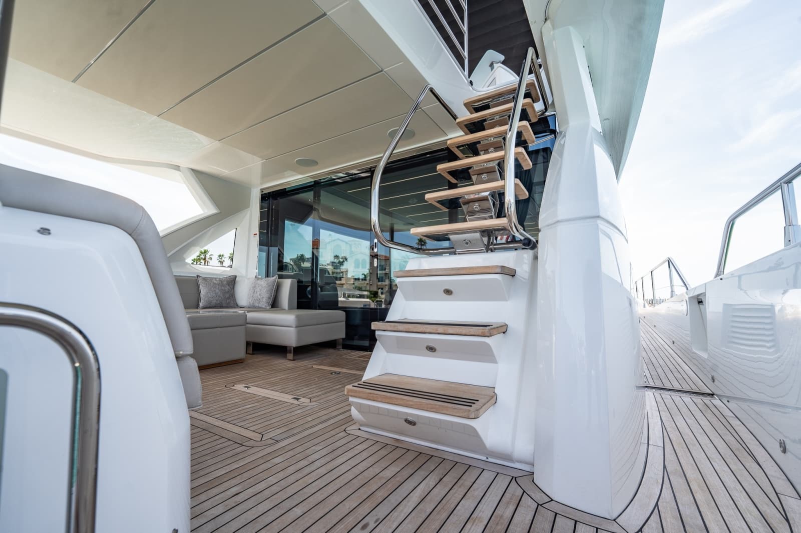 2025 Sunseeker 76 Yacht - Photo 21