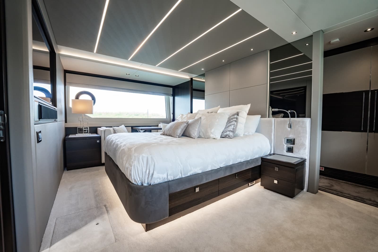 2025 Sunseeker 76 Yacht - Photo 60