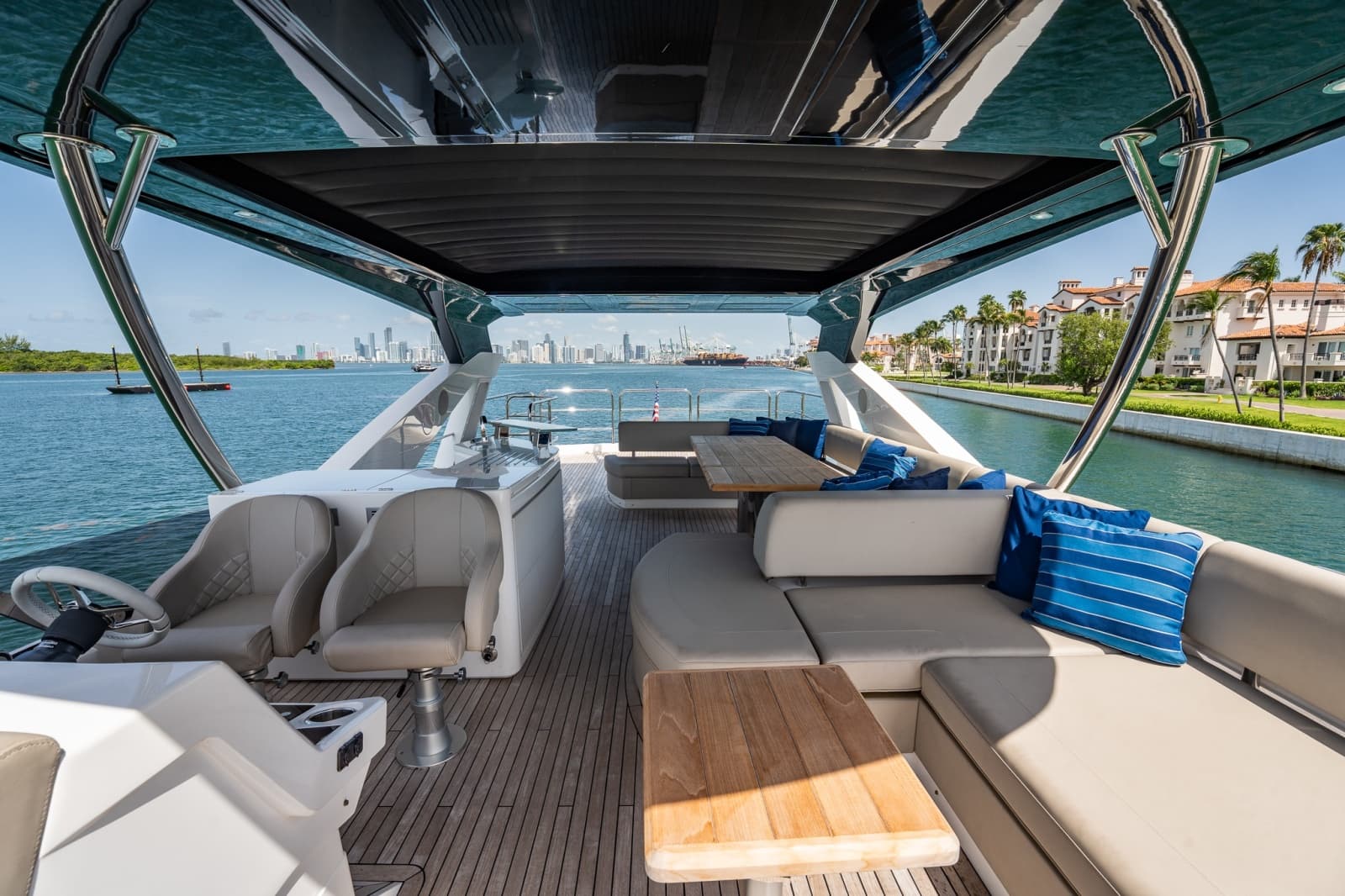 2025 Sunseeker 76 Yacht - Photo 28