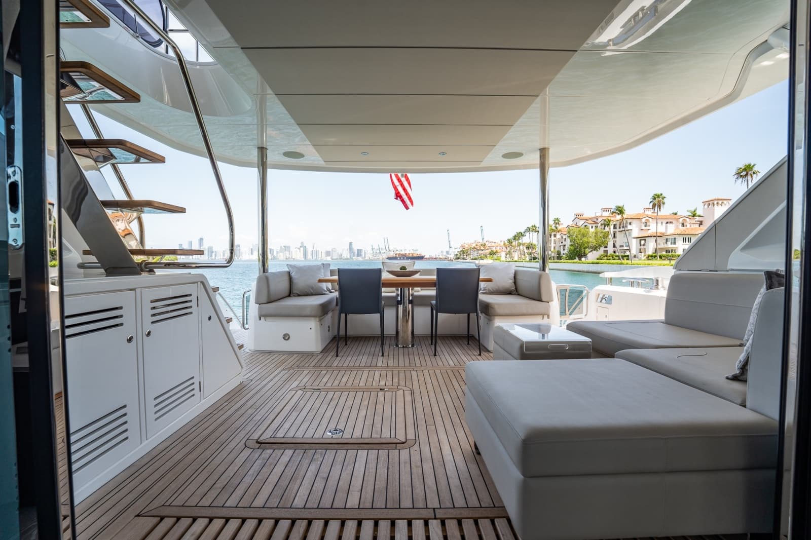 2025 Sunseeker 76 Yacht - Photo 18