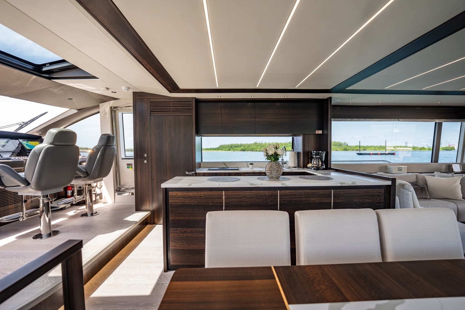 2025 Sunseeker 76 Yacht - Photo 51