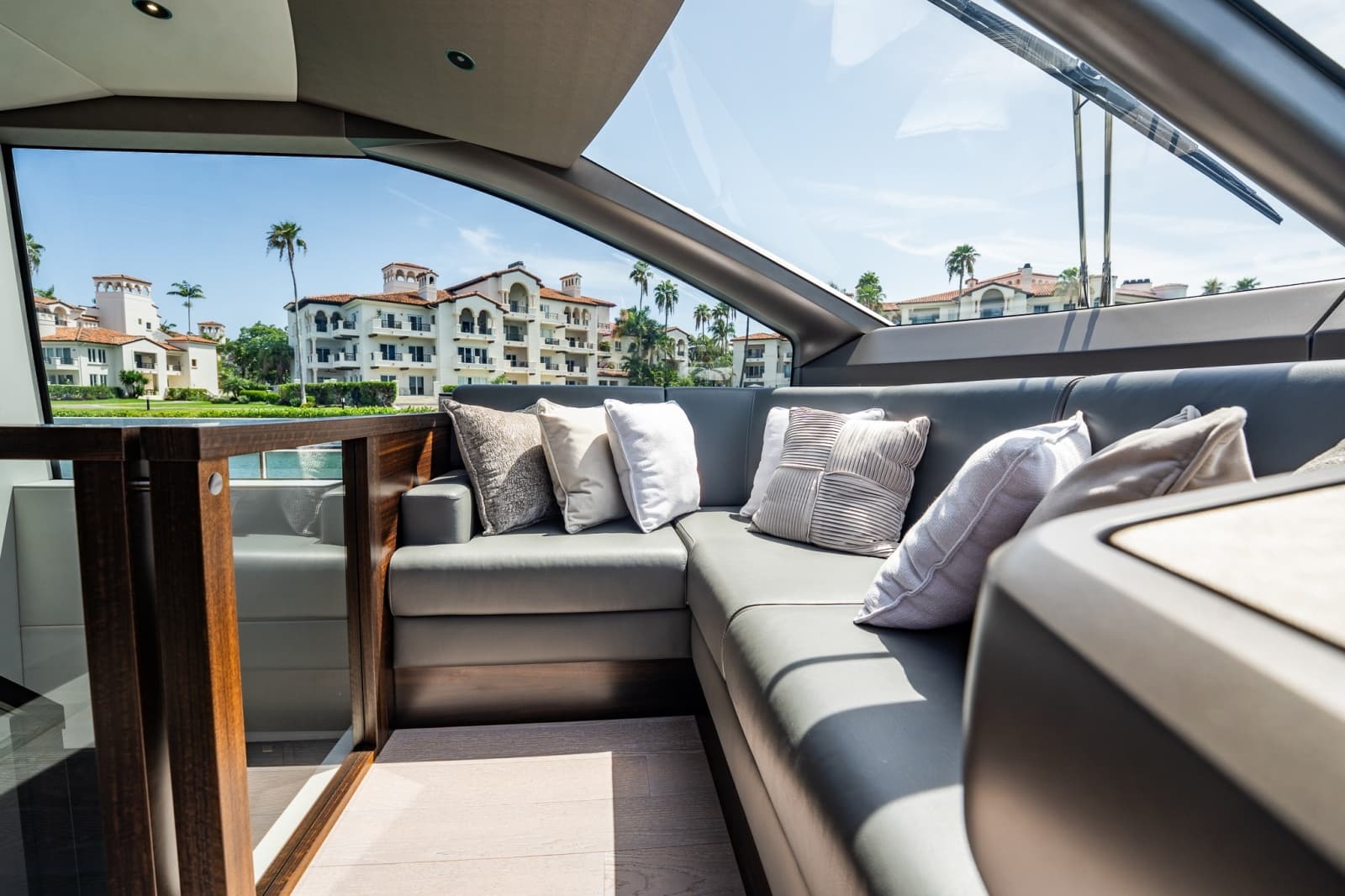 2025 Sunseeker 76 Yacht - Photo 54