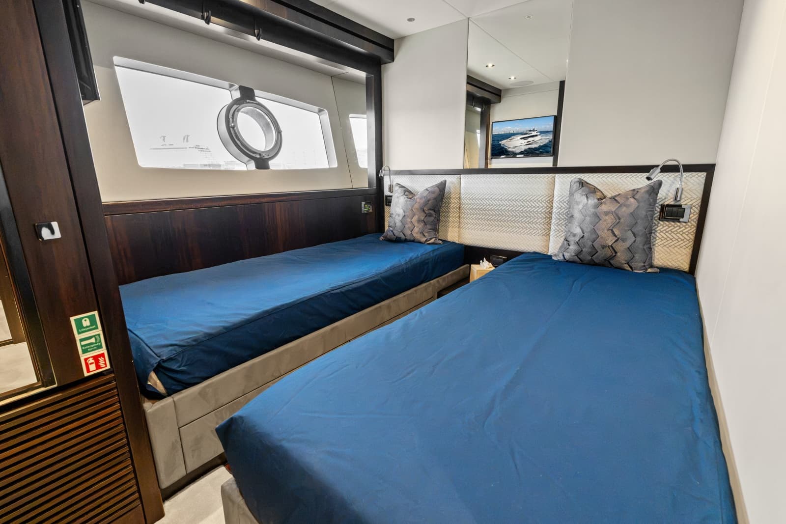 2024 Sunseeker 95 Yacht - Photo 78