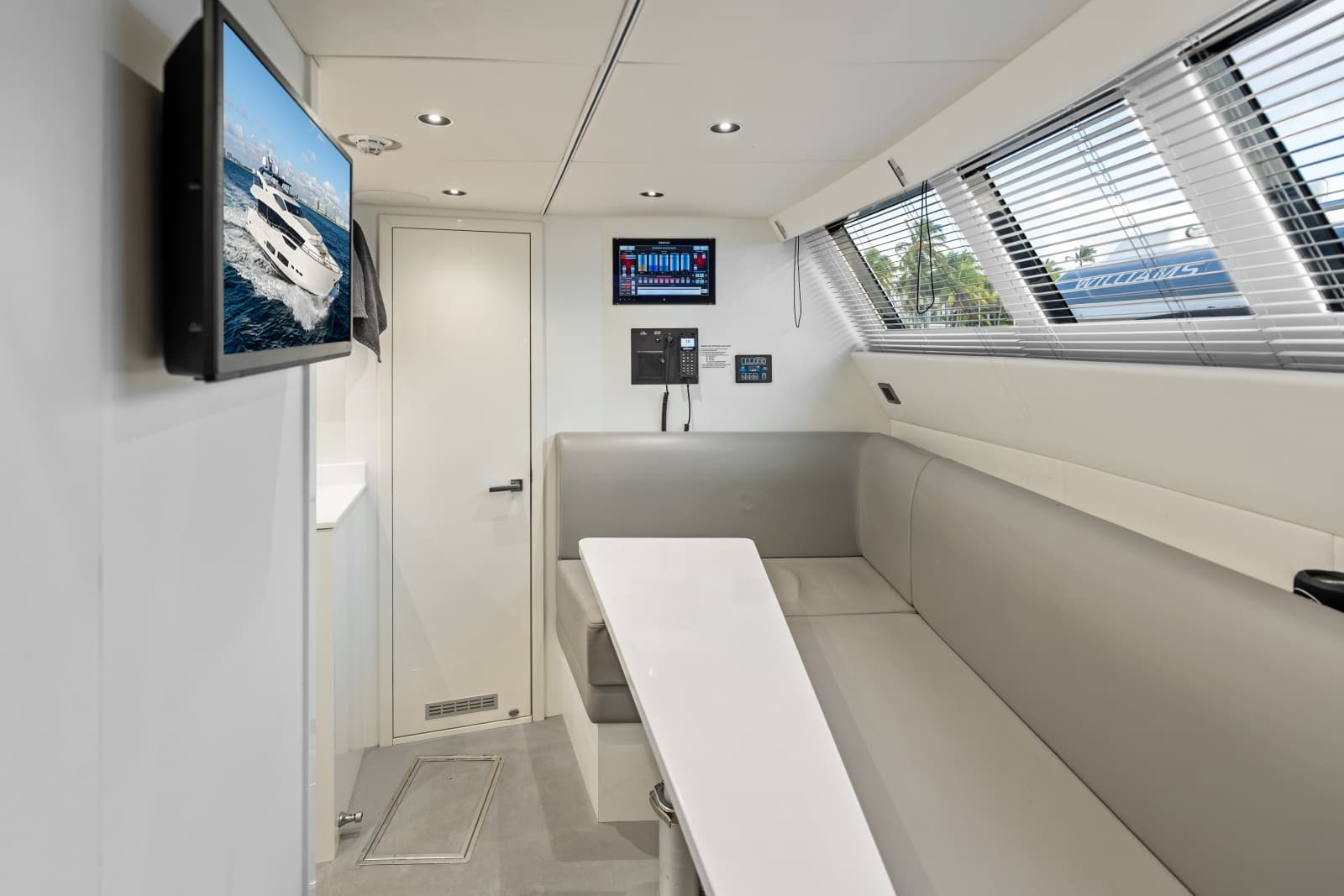 2024 Sunseeker 95 Yacht - Photo 83